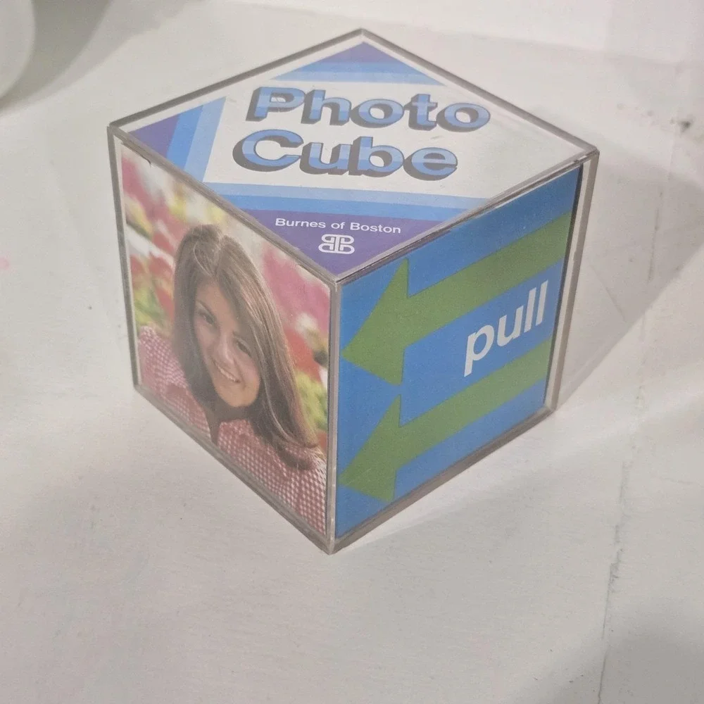 Vintage Photo Cube Clear‎ Plastic Burnes of Boston Frame Holds 6 Pics Retro